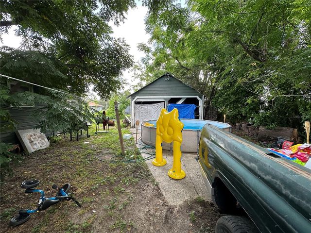 1105 NE 1ST STREET, Mulberry, FL 33860