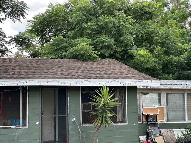 1105 NE 1ST STREET, Mulberry, FL 33860
