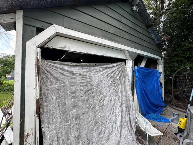 1105 NE 1ST STREET, Mulberry, FL 33860