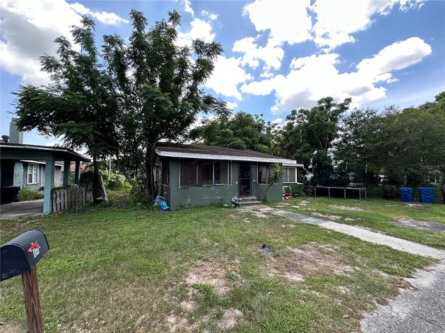 1105 NE 1ST STREET, Mulberry, FL 33860