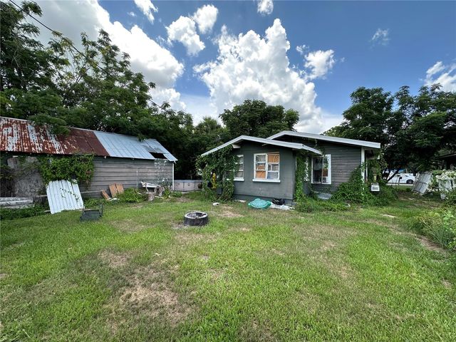 1105 NE 1ST STREET, Mulberry, FL 33860