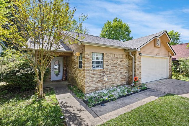 411 Austin Circle, Russellville, AR 72801