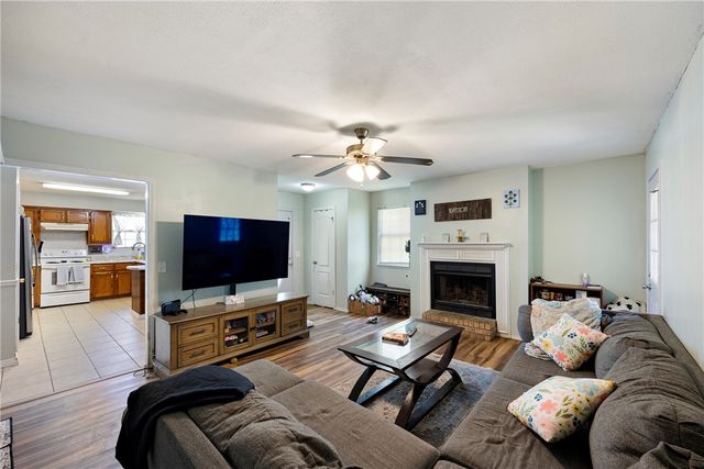 411 Austin Circle, Russellville, AR 72801