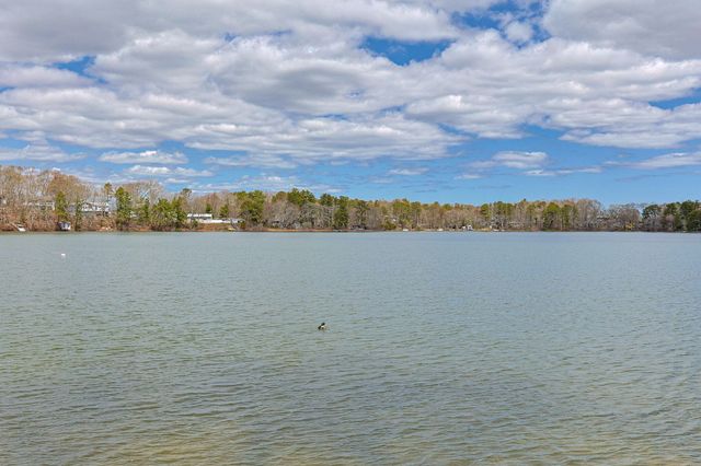 100 Lakeview Boulevard, Plymouth, MA 02360