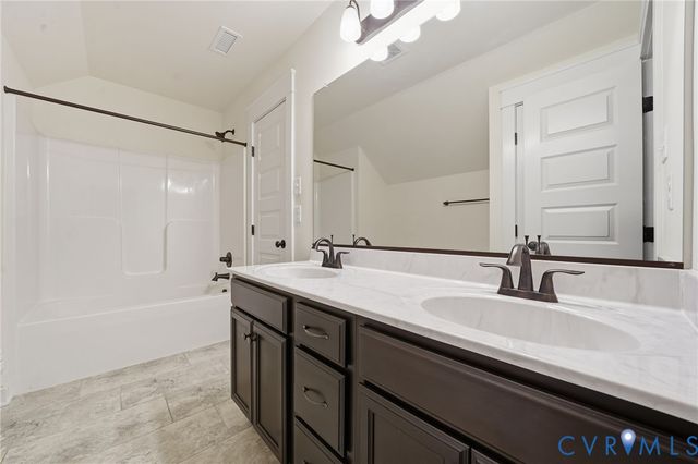 2225 Sutton Cliff Ln, Powhatan, VA 23139