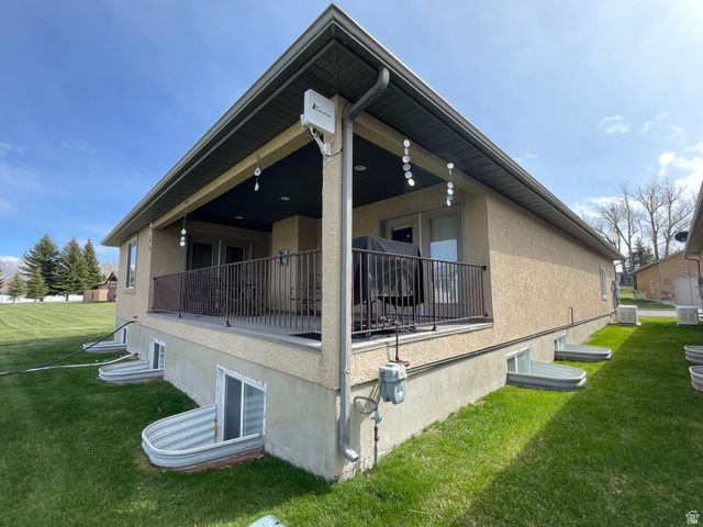 2054 COTTAGE LN, Garden City, UT 84028