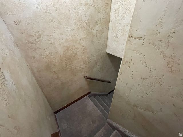 2054 COTTAGE LN, Garden City, UT 84028