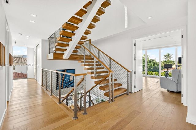 201 Palm Ave, Miami Beach, FL 33139