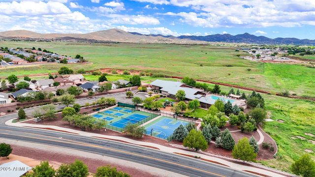 12722 E Viento Street, Dewey, AZ 86327