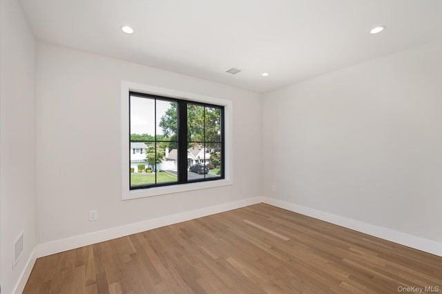 11 Forest Lane, Westbury, NY 11590
