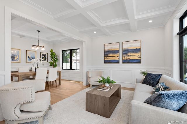 11 Forest Lane, Westbury, NY 11590
