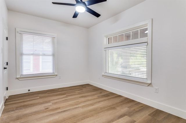 2101 Fairmount Avenue, Fort Worth, TX 76110