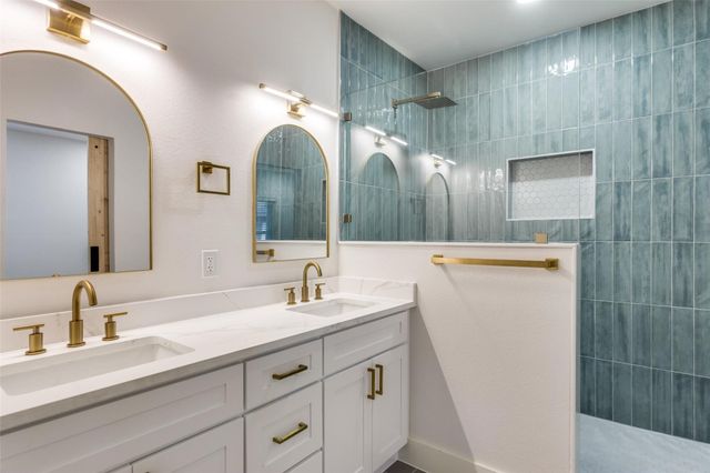 2101 Fairmount Avenue, Fort Worth, TX 76110