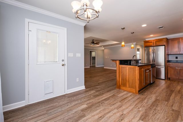 1917 Reveille Circle, Jacksonville, AR 72076