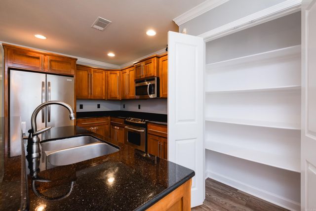 1917 Reveille Circle, Jacksonville, AR 72076