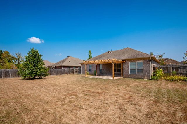 1917 Reveille Circle, Jacksonville, AR 72076