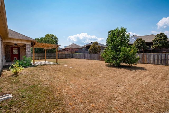 1917 Reveille Circle, Jacksonville, AR 72076