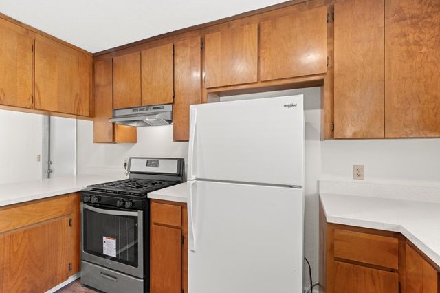 1426 Zinfandel Dr, Lodi, CA 95242