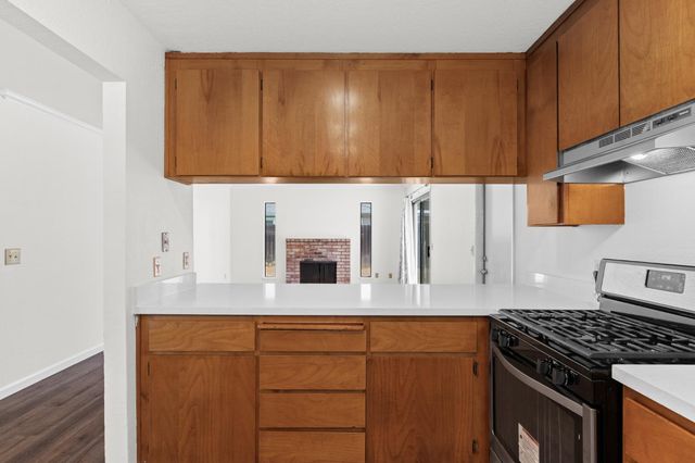 1426 Zinfandel Dr, Lodi, CA 95242