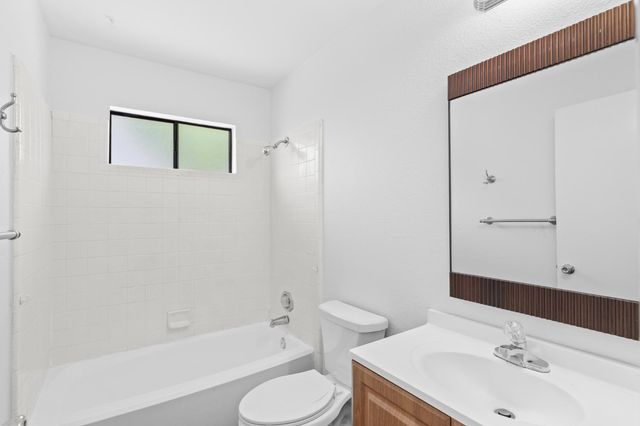 1426 Zinfandel Dr, Lodi, CA 95242