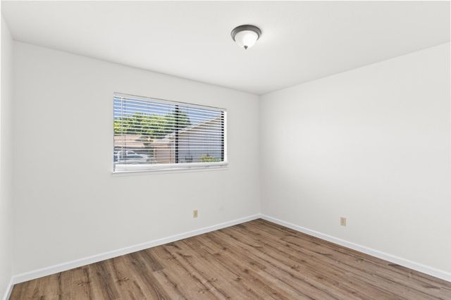 1426 Zinfandel Dr, Lodi, CA 95242