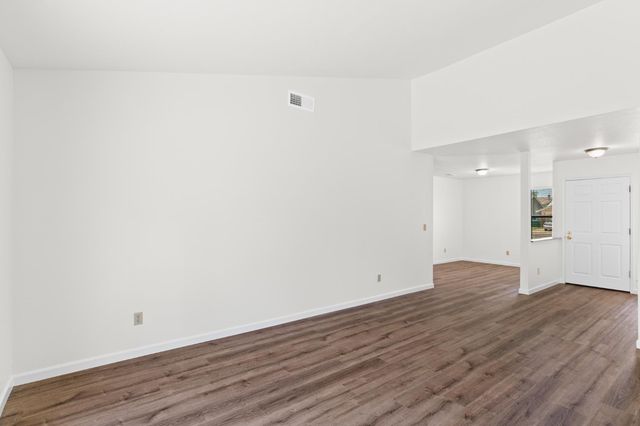 1426 Zinfandel Dr, Lodi, CA 95242
