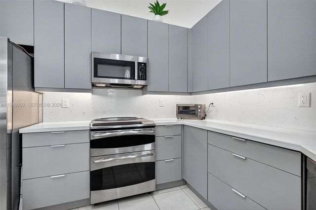 1845 NW 139th Ter, Pembroke Pines, FL 33028