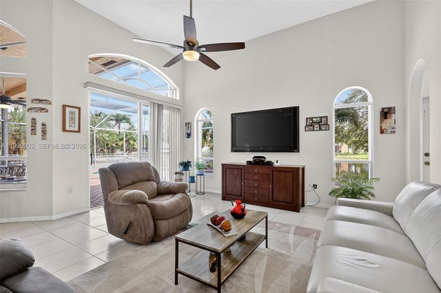 1845 NW 139th Ter, Pembroke Pines, FL 33028