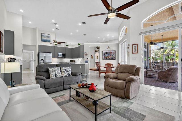 1845 NW 139th Ter, Pembroke Pines, FL 33028