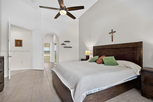 1845 NW 139th Ter, Pembroke Pines, FL 33028