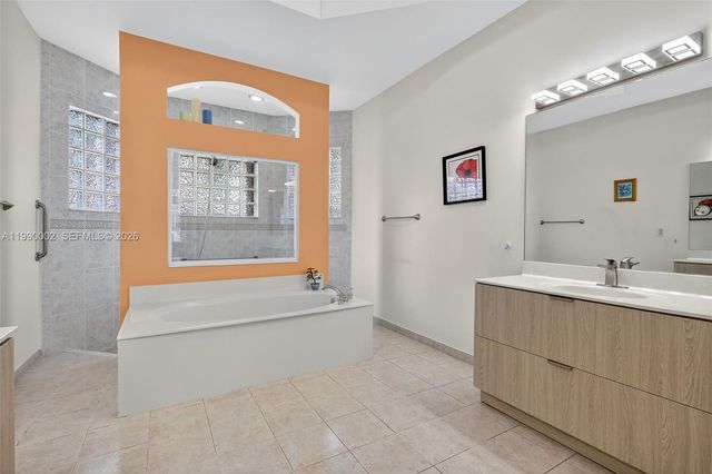 1845 NW 139th Ter, Pembroke Pines, FL 33028