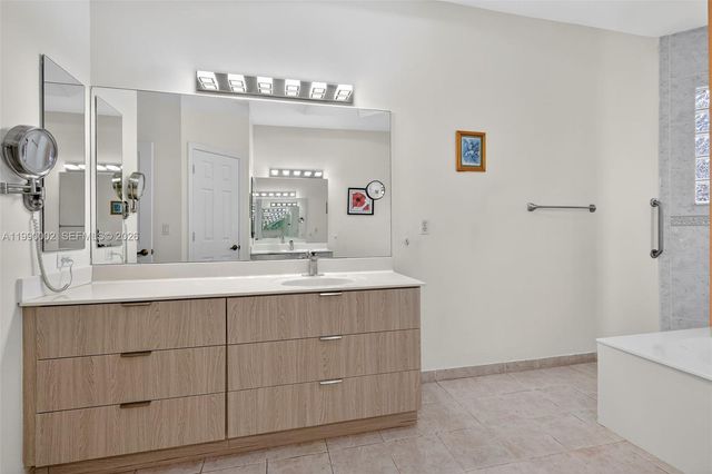 1845 NW 139th Ter, Pembroke Pines, FL 33028