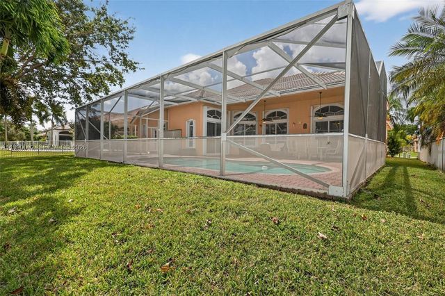 1845 NW 139th Ter, Pembroke Pines, FL 33028
