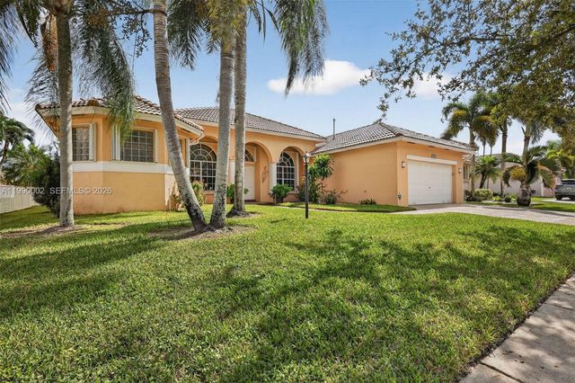 1845 NW 139th Ter, Pembroke Pines, FL 33028