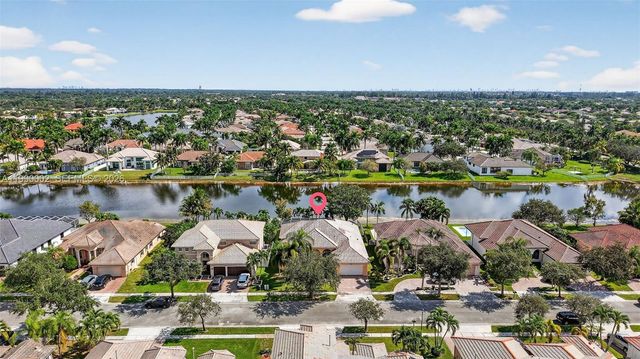 1845 NW 139th Ter, Pembroke Pines, FL 33028