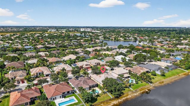 1845 NW 139th Ter, Pembroke Pines, FL 33028