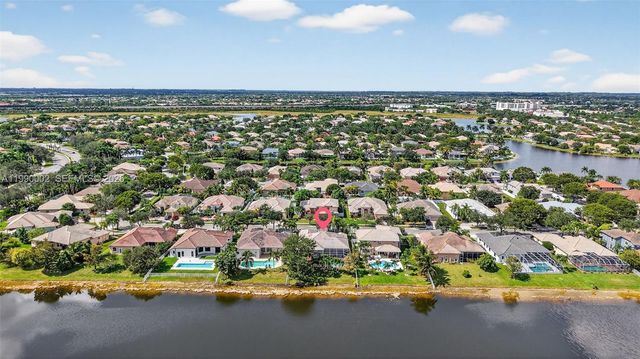 1845 NW 139th Ter, Pembroke Pines, FL 33028