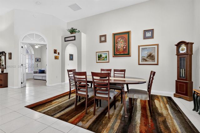 1845 NW 139th Ter, Pembroke Pines, FL 33028