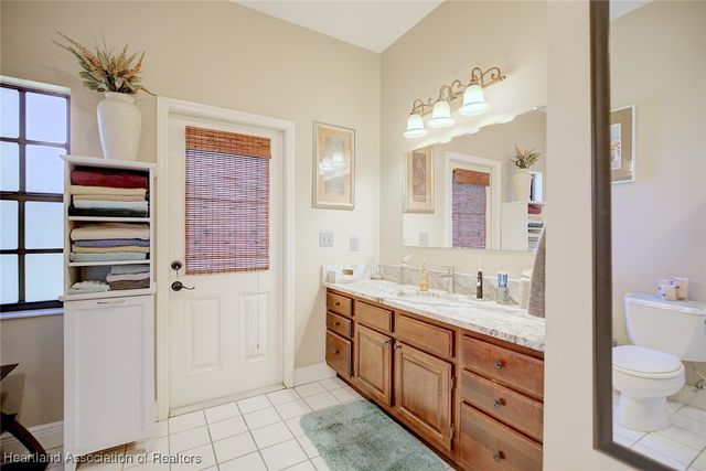 26 Meadowlake Circle S, Lake Placid, FL 33852