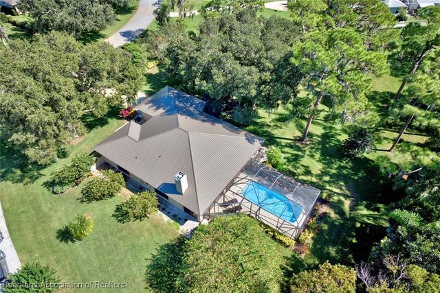 26 Meadowlake Circle S, Lake Placid, FL 33852