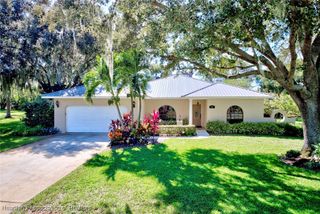 26 Meadowlake Circle S, Lake Placid, FL 33852
