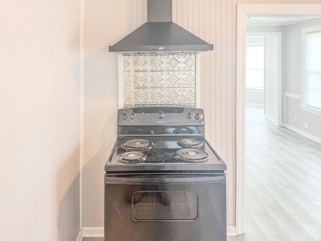 406 E Mill Street, Malvern, AR 72104