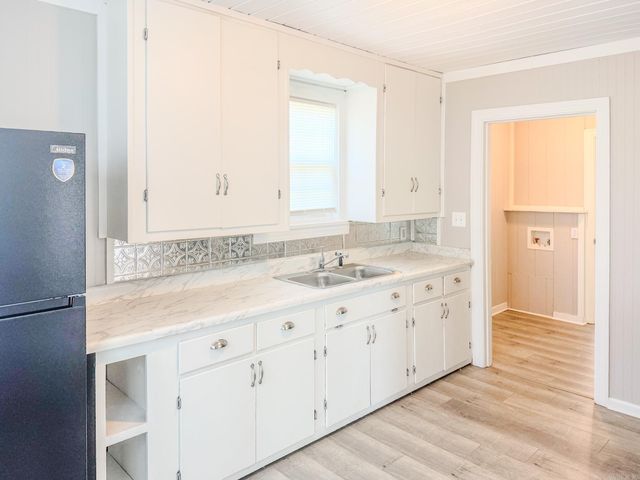 406 E Mill Street, Malvern, AR 72104