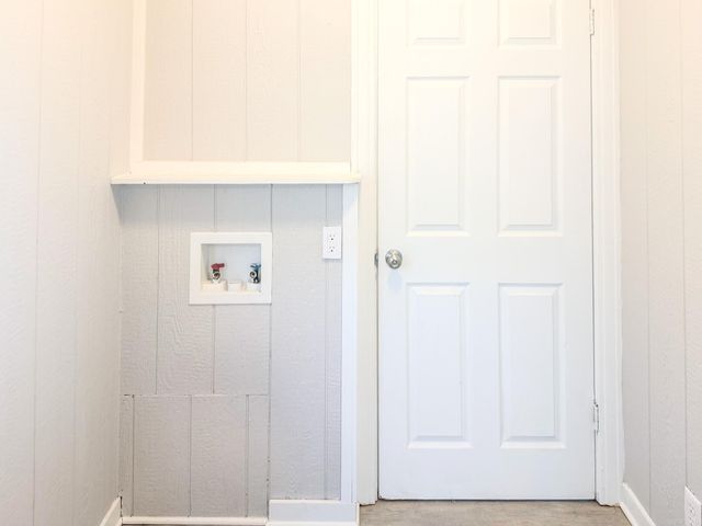 406 E Mill Street, Malvern, AR 72104