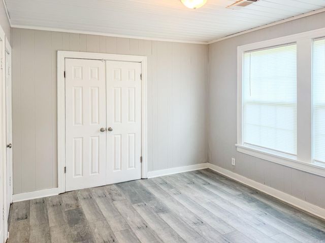 406 E Mill Street, Malvern, AR 72104