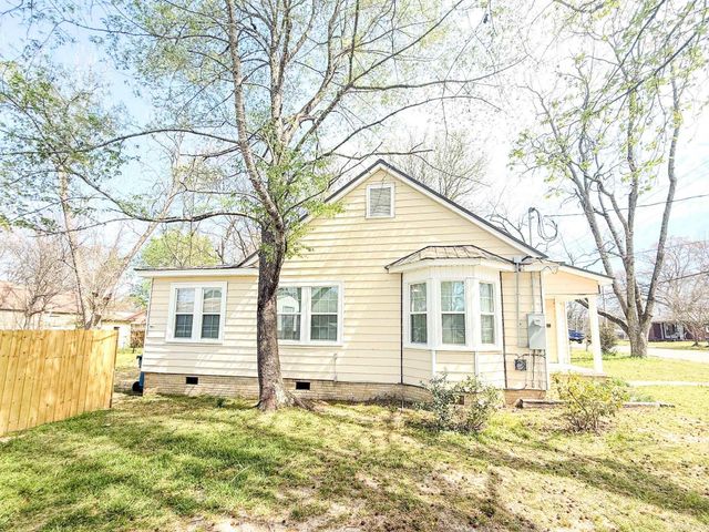 406 E Mill Street, Malvern, AR 72104