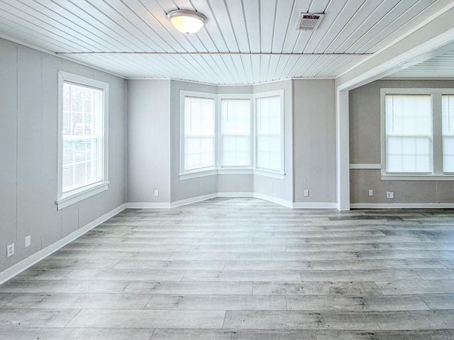 406 E Mill Street, Malvern, AR 72104