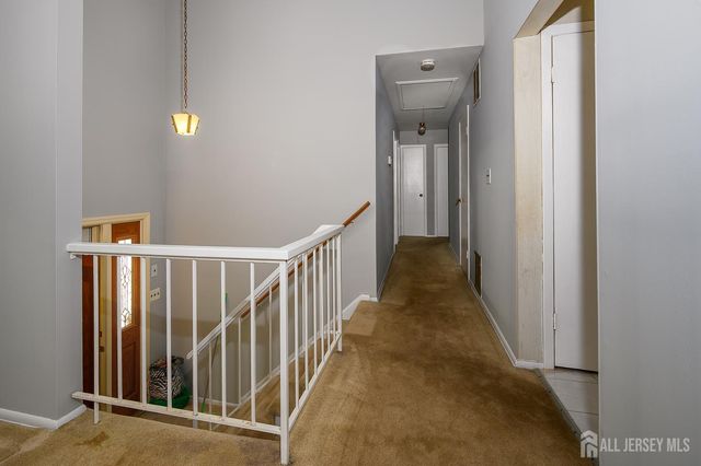 4 Donner Court, South Brunswick, NJ 08852