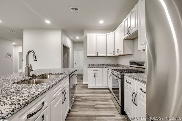 2209 E 31st Place North, Tulsa, OK 74110