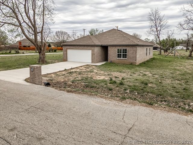 2209 E 31st Place North, Tulsa, OK 74110